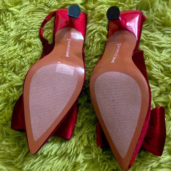 Red heels - Picture 3 of 5